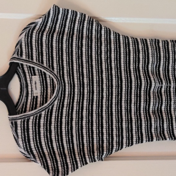 🆕 EVERLANE The Rib-Knit Cap Sleeve Midi Dress - Picture 6 of 12